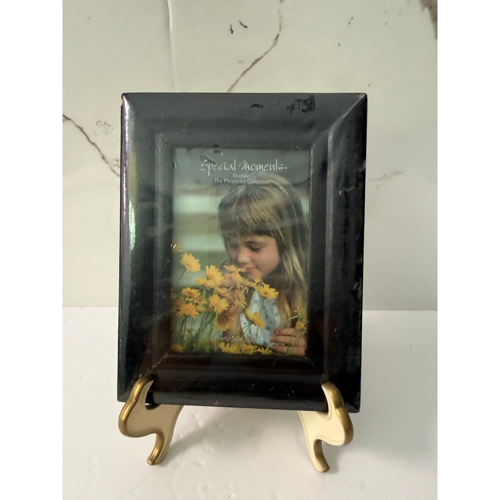 Vintage Special Moments Black Beveled Tabletop Picture Frame 3.5x5